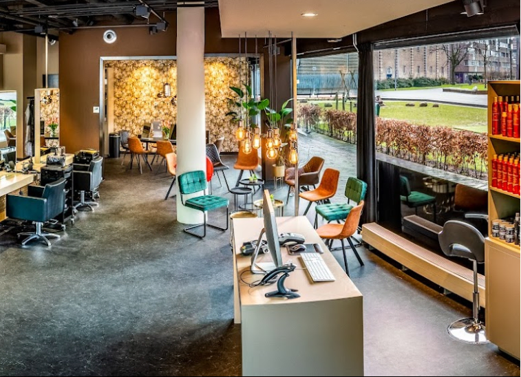Hair & Looks Groningen, zithoek